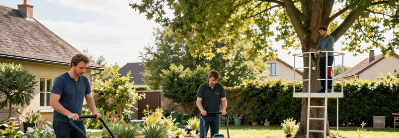 Jardiniers Ain Comparaison Tarifs Professionnels Comparaison visuelle de trois profils de jardiniers de l'Ain : auto-entrepreneur, entreprise et spécialiste élagage, illustrant la variété des tarifs et services.